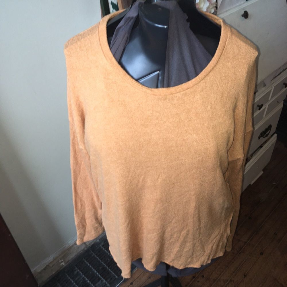 American Eagle Soft and Sexy plush raw hem mustard yellow high low tee